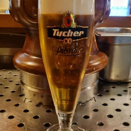 招待所 Bauer's Pension-restaurant-catering