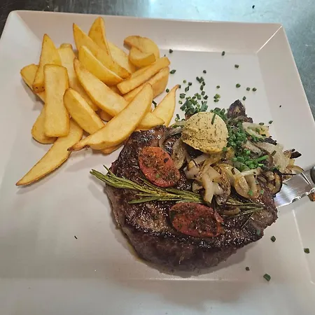 Bauer's Pension-restaurant-catering 3*