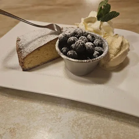 Bauer's Pension-restaurant-catering 招待所 3*