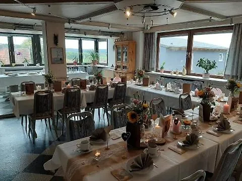 Bauer's Pension-restaurant-catering Gæstehus 3*