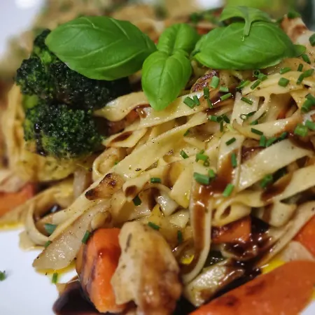 Bauer's Pension-restaurant-catering *
